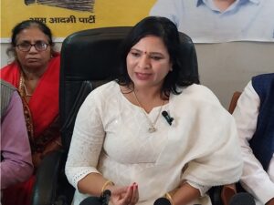 ब्लैकहेड्स और व्हाइटहेड्स से निजात पाने के लिए अपनाएं यह आसान उपाय