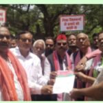 अखिल भारतीय विश्वकर्मा शिल्पकार महासभा ने राज्यपाल को संबोधित ज्ञापन जिलाधिकारी को सौंपा