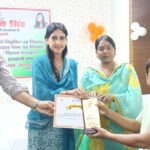 नवचयनित आंगनाबड़ी सहायिकाओं को वितरित किये गये नियुक्ति पत्र