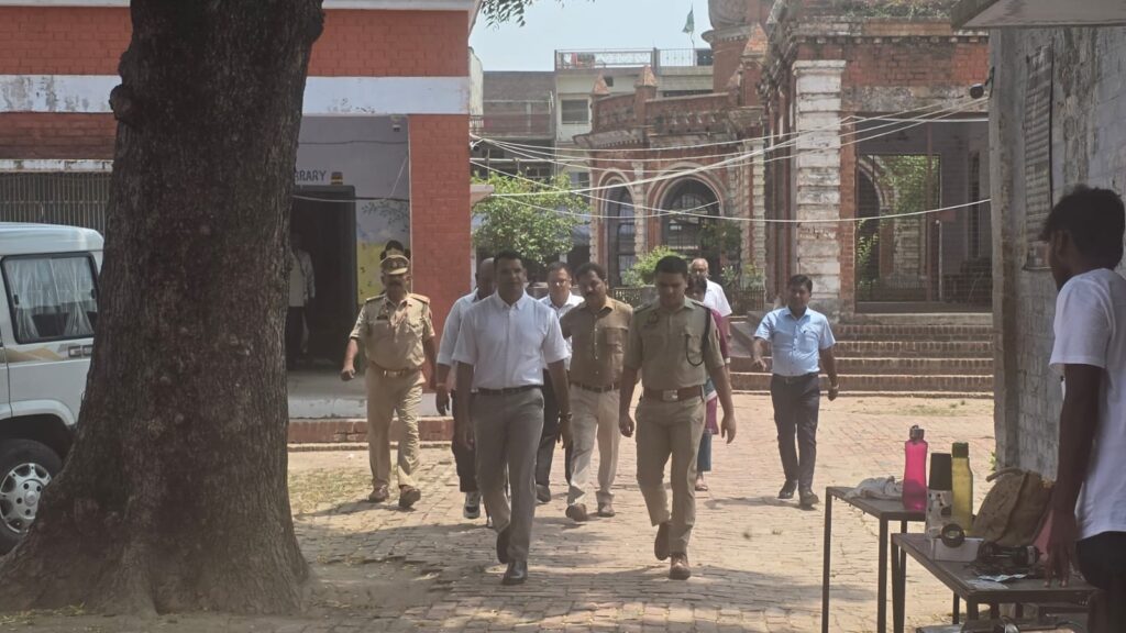अभ्यर्थियों की सुविधा, सुगम यातायात हेतु संबंधित अधिकारियों को दिए आवश्यक निर्देश