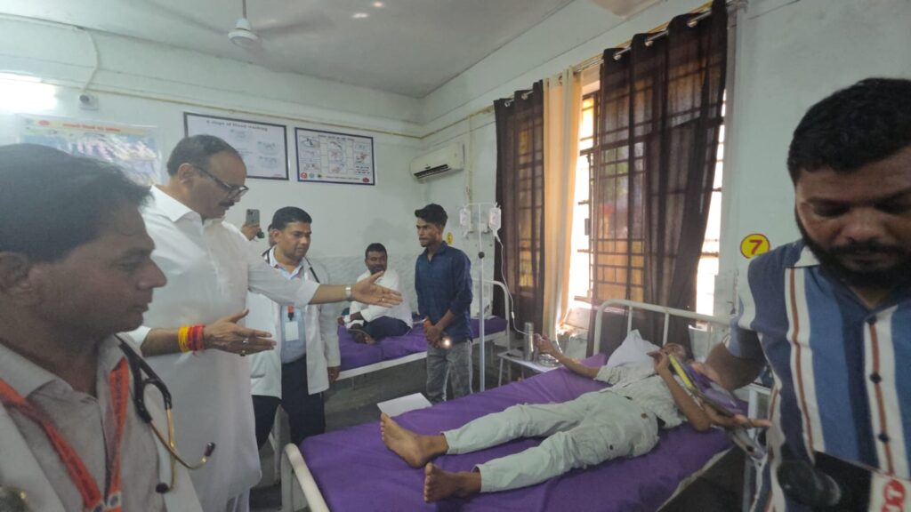 सभी पीएचसी पर चिकित्सकों की तैनाती एवं सब सेंटरों का नियमित संचालन हो सुनिश्चित