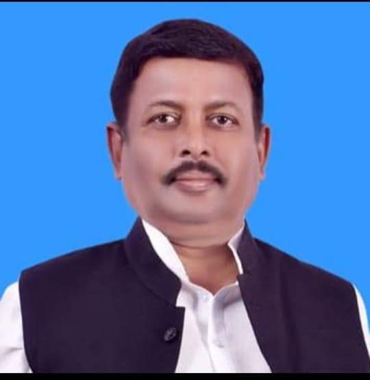 मुख्यमंत्री के कार्यक्रम में भीड़ जुटाने के लिए बंद किए गए स्कूल – इं0 वीरेंद्र