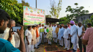 पौधारोपण को जन आंदोलन बनाकर हर व्यक्ति निभाए पर्यावरण संरक्षण की जिम्मेदारी – कृष्ण कुमार बेदी